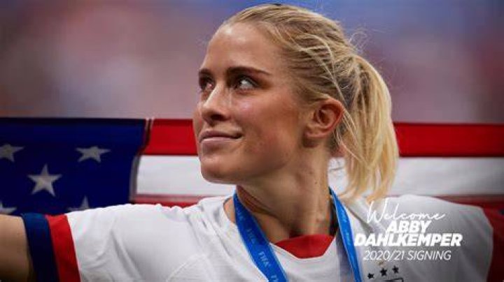 Abby Dahlkemper Biography: Boyfriend or Girlfriend, Family, Salary & Net Worth