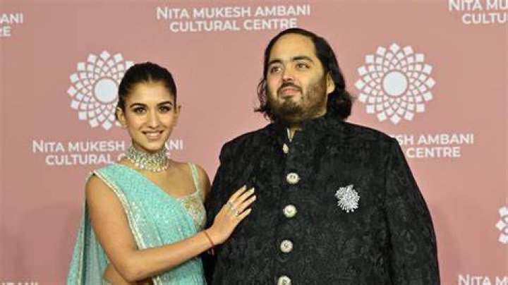 Akash Ambani Height, Weight, Net Worth, Age, Birthday, Wikipedia, Who, Instagram, Biography