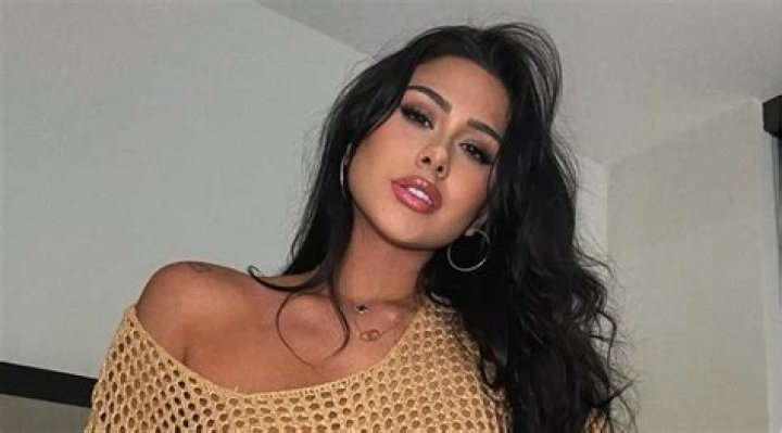 Amanda Trivizas Height, Weight, Net Worth, Age, Birthday, Wikipedia, Who, Instagram, Biography