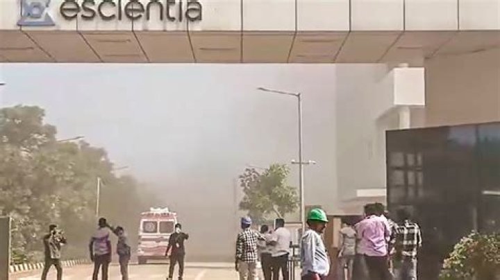 
Andhra Pradesh: Explosion in police station 