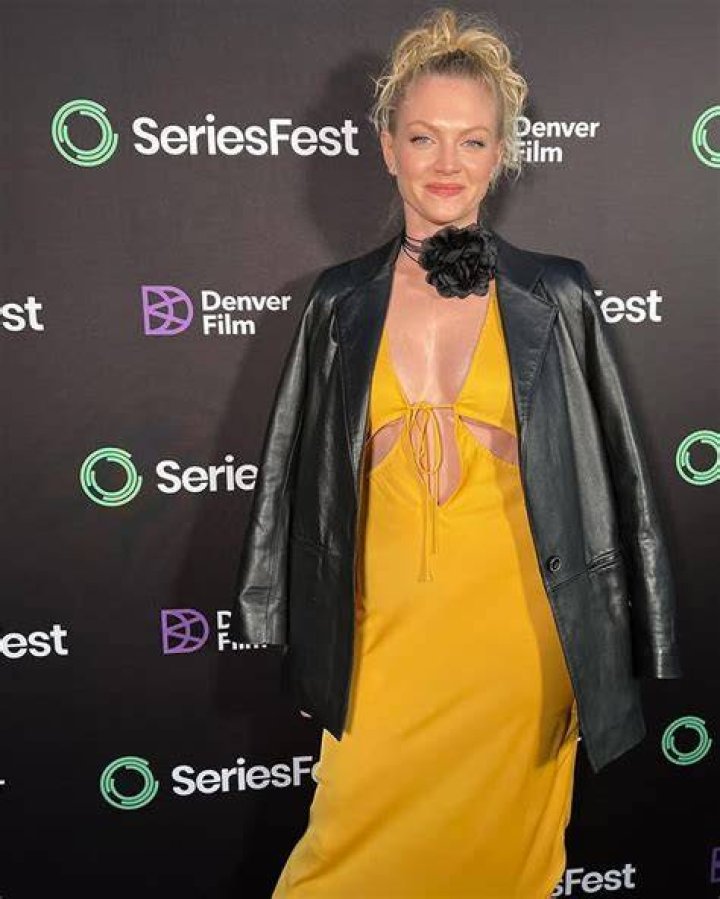
Cariba Heine Height, Weight, Net Worth, Age, Birthday, Wikipedia, Who, Nationality, Biography 