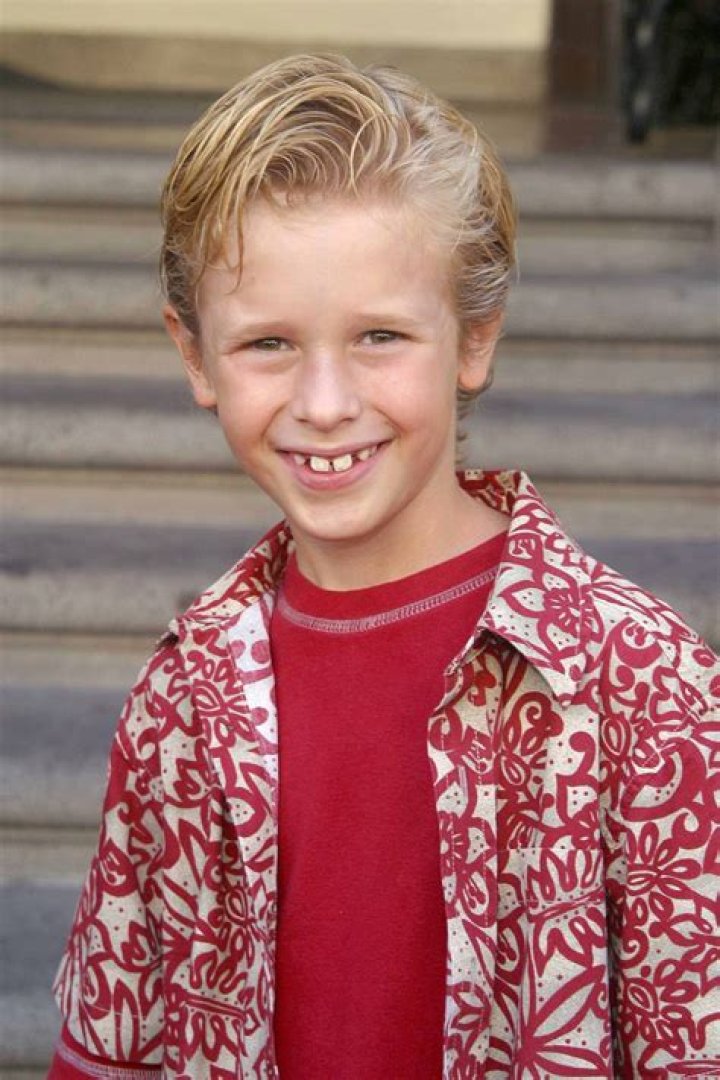 
Cayden Boyd’s Wiki: Girlfriend, Height, Net Worth, Family, Height 