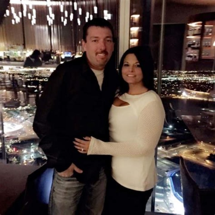 Daddy Dave is Married to Wife: Cassi Comstock