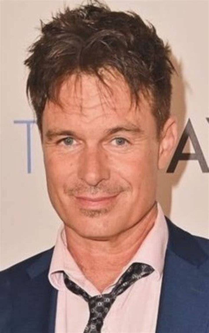 Dekker Edward Gosselaar Height, Weight, Net Worth, Age, Birthday, Wikipedia, Who, Instagram, Biography