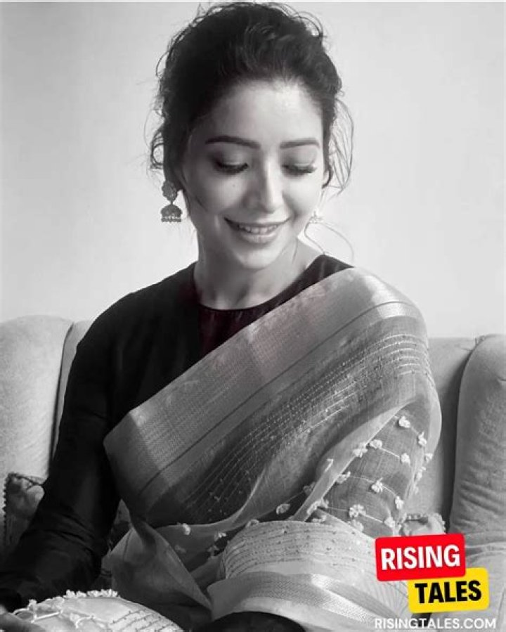 Deveshwari Negi Height, Weight, Net Worth, Age, Birthday, Wikipedia, Who, Instagram, Biography