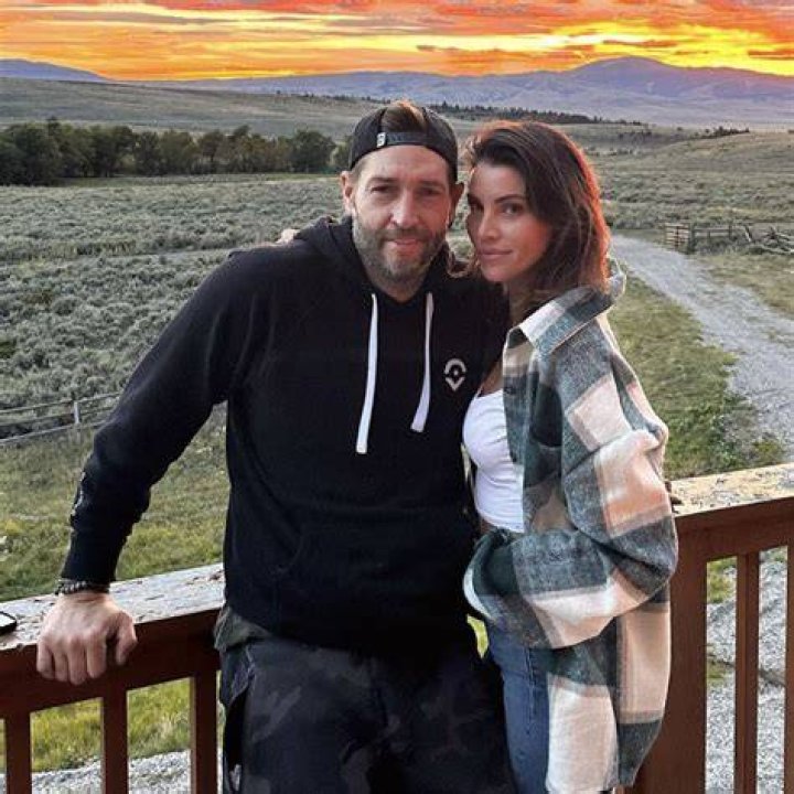 Did Jay Cutler Have An Affair With Trace Ayala Wife Samantha Robertson? Net Worth And Partner 2022