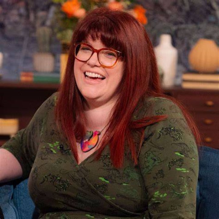 
Does Darragh Ennis From The Chase Have A Wife? 