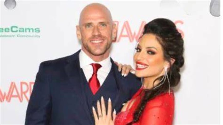 
Does William Knight Have A Wife? Everything To Know About His Relationship Status 
