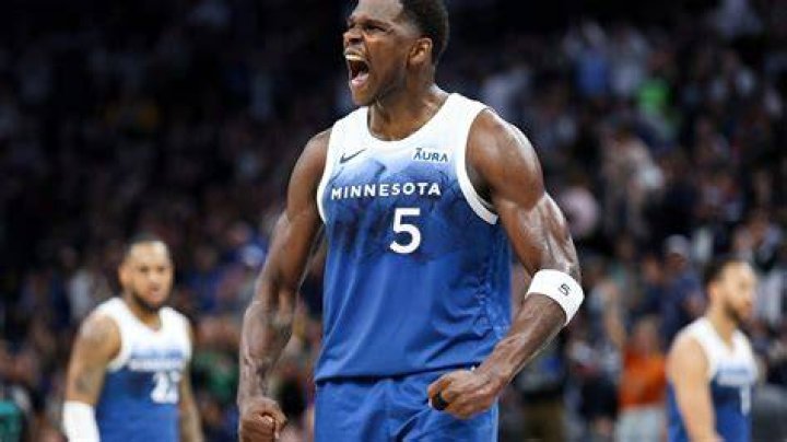 Donovan Edwards Height, Weight, Net Worth, Age, Birthday, Wikipedia, Who, Nationality, Biography