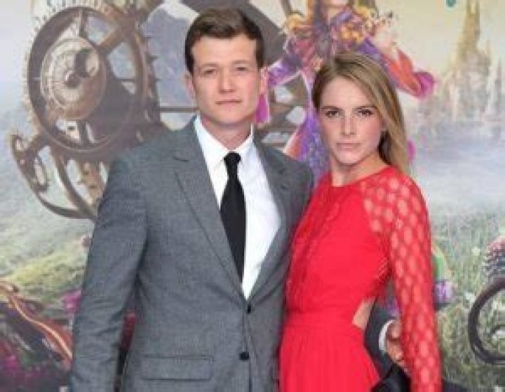 
Ed Speelers has been married to his wife Asia Macey since 2014 