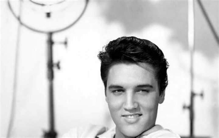 Elvis Persley Height, Weight, Net Worth, Age, Birthday, Wikipedia, Who, Instagram, Biography