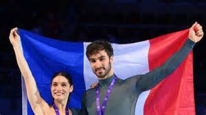 
Guillaume Cizeron Height, Weight, Net Worth, Age, Birthday, Wikipedia, Who, Nationality, Biography 