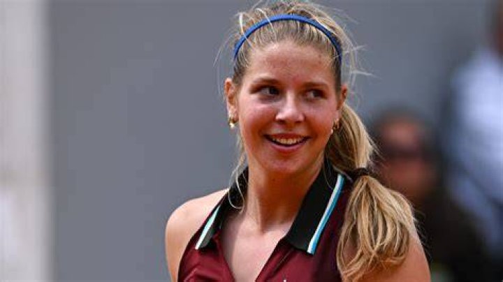 
Hannah Klugman Height, Weight, Net Worth, Age, Birthday, Wikipedia, Who, Instagram, Biography 