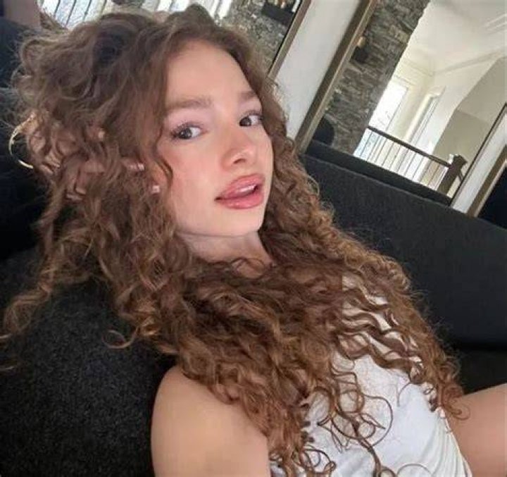 Hannah Meyer – Cokequeen2 (TikTok Star) Biography, Age, Boyfriend, Height, Net Worth