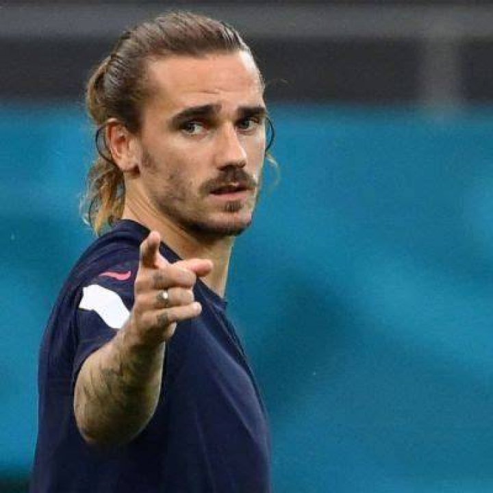 
How Much Does Antoine Griezmann Earn A Week? 