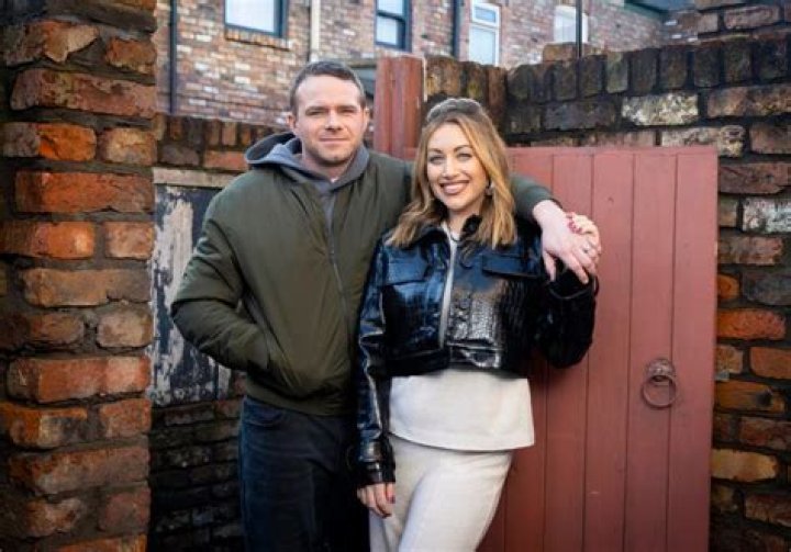 
Is Imran Habeeb Leaving Coronation Street? When and Why? Corrie Actor Spoilers! 