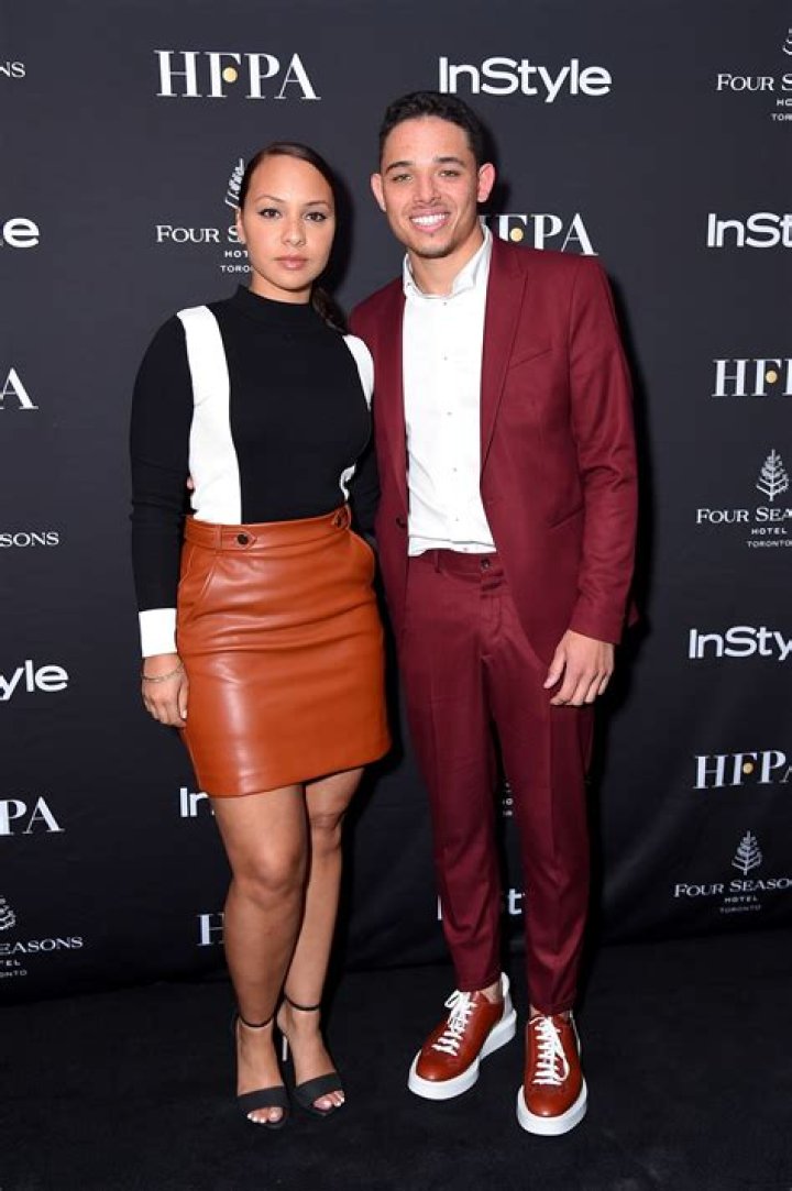 Jasmine Cephas Jones Husband Or Boyfriend 2022 – Who Is Erax Actress Dating Now?