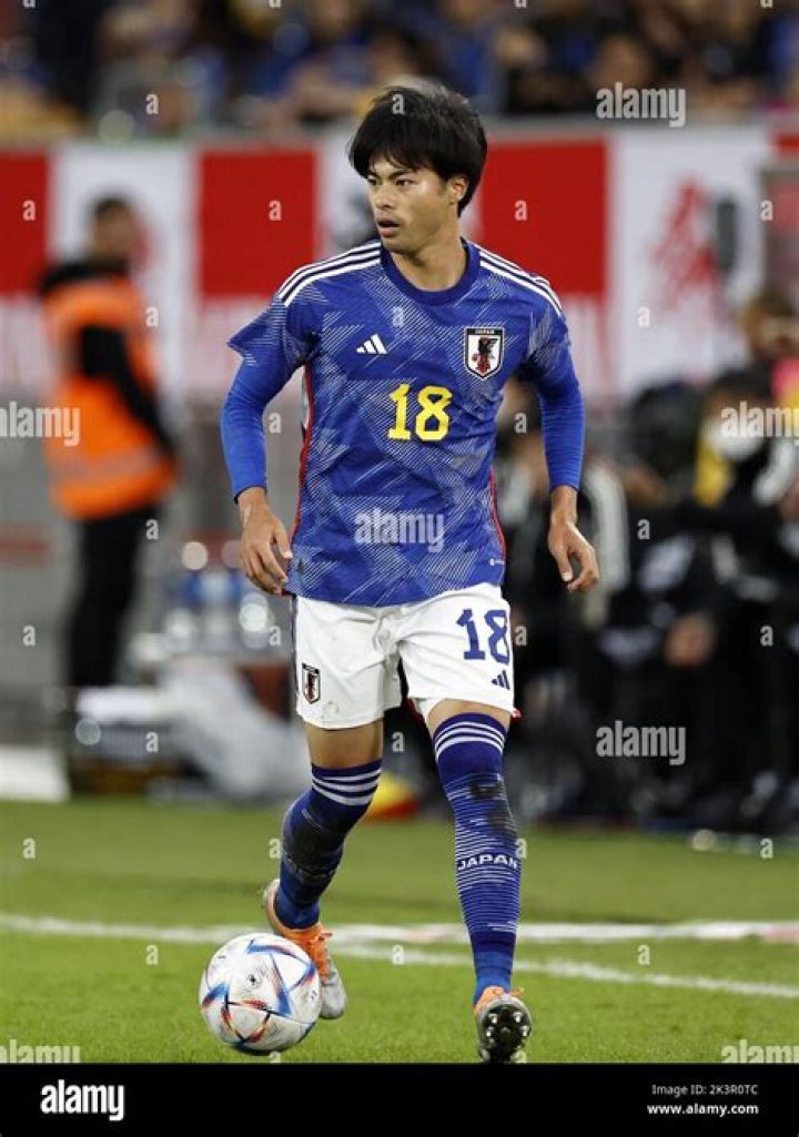 
Kaoru Mitoma Height, Weight, Net Worth, Age, Birthday, Wikipedia, Who, Nationality, Biography 