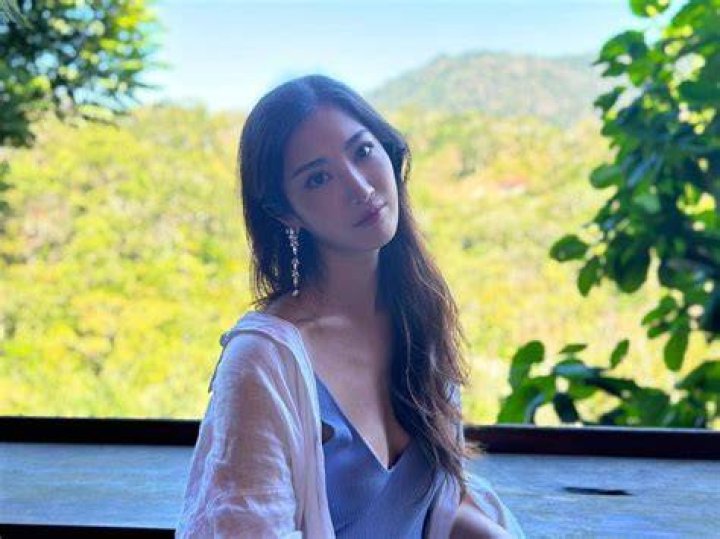 Kim Adis Height, Weight, Net Worth, Age, Wiki, Who, Instagram, Biography