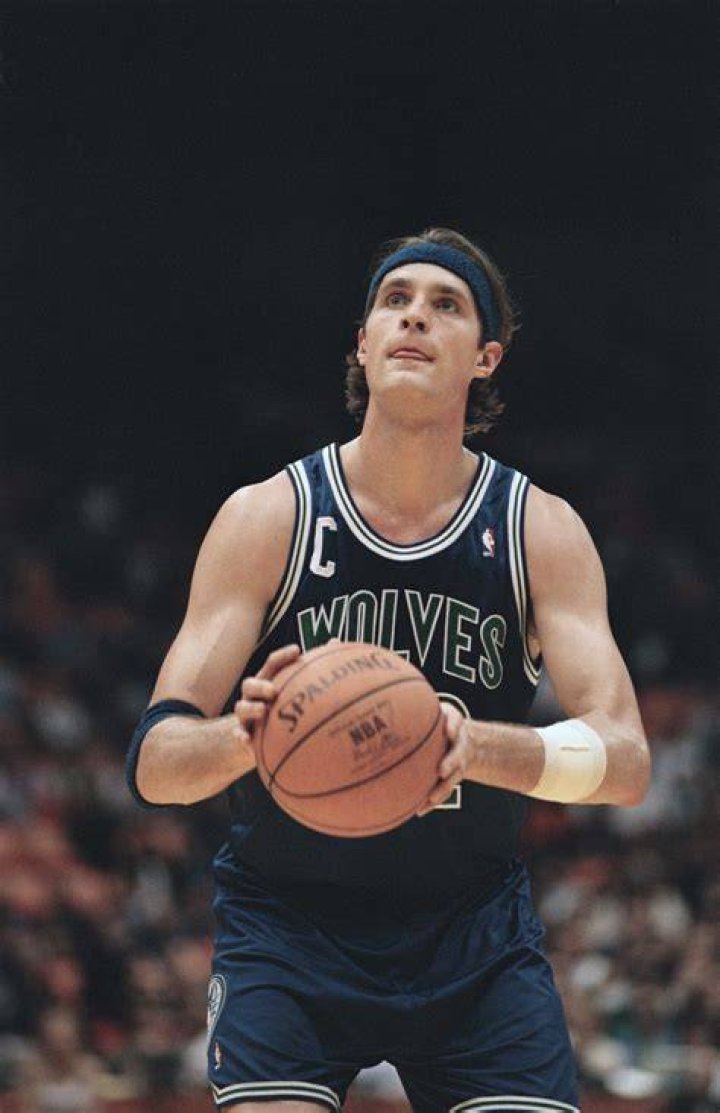 
Laettner Calderon Height, Weight, Net Worth, Age, Birthday, Wikipedia, Who, Nationality, Biography 