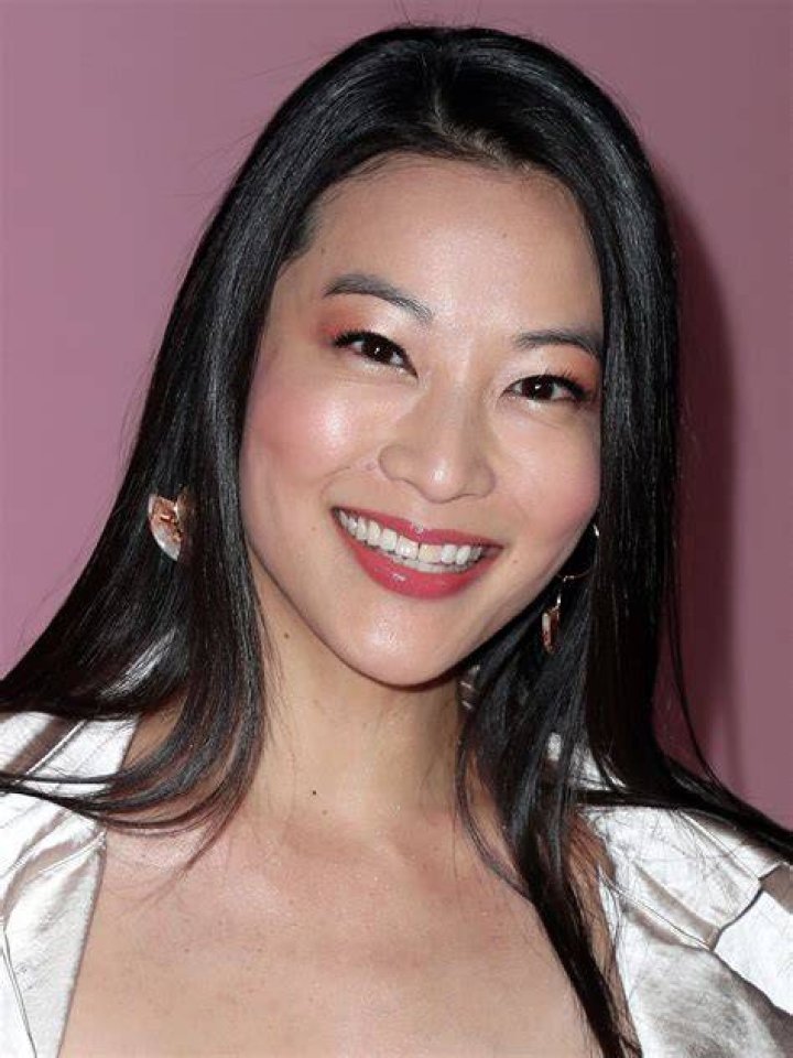
Lauren Cho Height, Weight, Net Worth, Age, Birthday, Wikipedia, Who, Nationality, Biography 