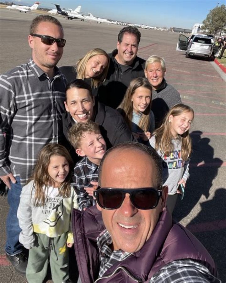 Marcus Lemonis Wife Age And Family Members Explored