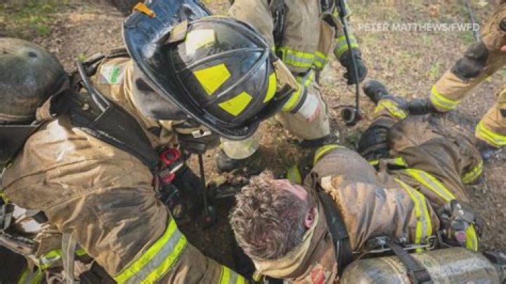
Md. Man Finds His Brother’s Body After Firefighters Missed It at Burning Warehouse, Homicide Investigation Opens 
