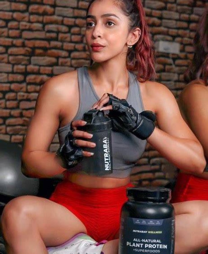 Mehak Sembhy Height, Weight, Net Worth, Age, Birthday, Wikipedia, Who, Instagram, Biography