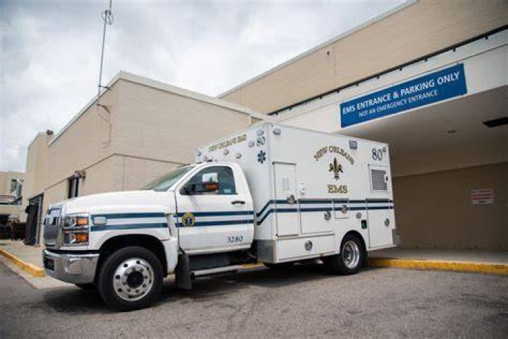 
New Orleans EMS Jay Winston Dies In A Paramedic Car Crash- Twitter Users Confuse The Death With Titus Tero 