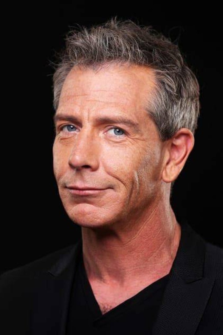 Paul Benjamin Mendelsohn Height, Weight, Net Worth, Age, Birthday, Wikipedia, Who, Nationality, Biography