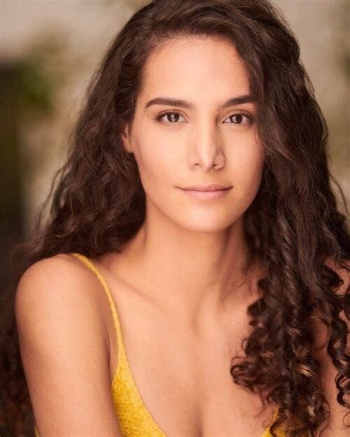  Pegah Ghafoori