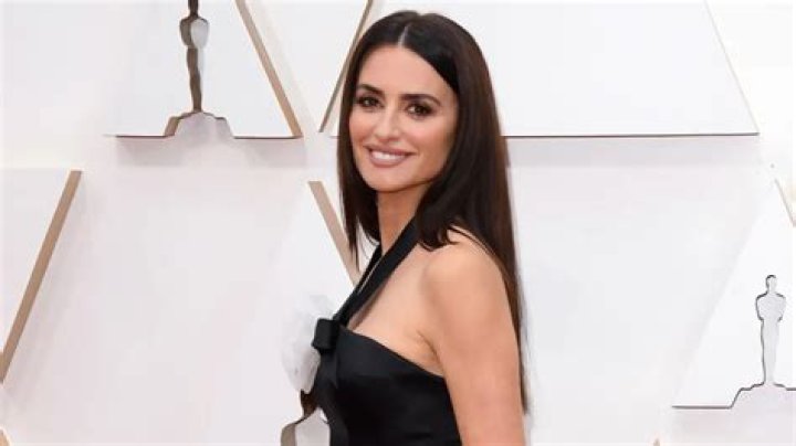 Penelope Cruz Height, Weight, Net Worth, Age, Birthday, Wikipedia, Who, Nationality, Biography