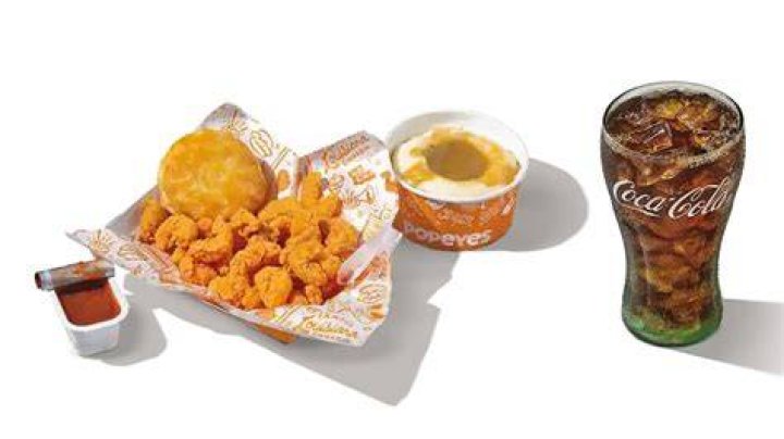 
Popeyes introduces new Shrimp Roll to its seafood menu 