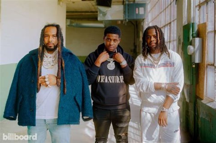 
Rapper Icewear Vezzo Wife Kiara Marie and Net Worth 2022 