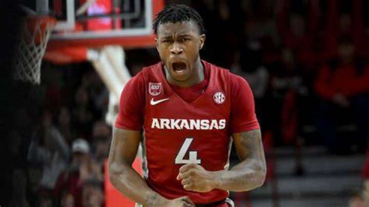 
Razorbacks Davonte Davis Credits Mom Terrie Davis For All The Family Support 