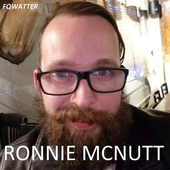 
Ronnie Mcnutt Wife Who is Ronnie Mcnutt Wife? 