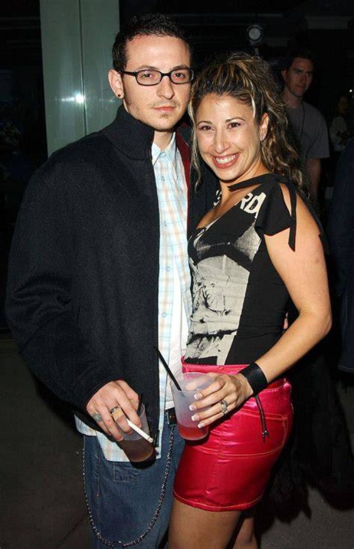 
Samantha Marie Olit’s wiki bio. Who’s Chester Bennington’s ex-wife? 