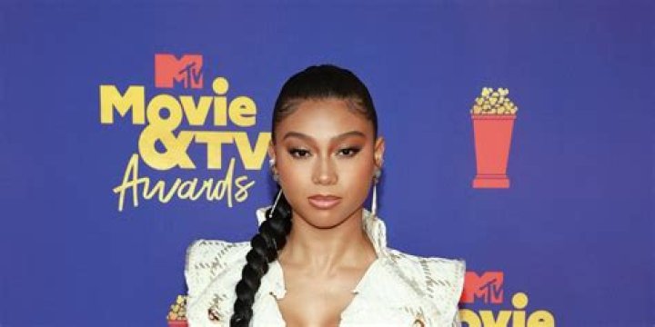 Sierra Capri’s Biography: Age, Boyfriend, Height, Ethnicity, Parents