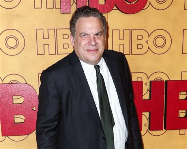 
The Goldbergs Bid Jeff Garlin Goodbye In The Season Premiere 