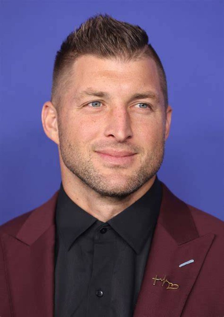 
Tim Tebow Height, Weight, Net Worth, Age, Birthday, Wikipedia, Who, Nationality, Biography 