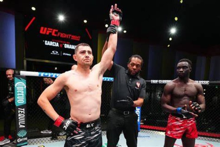 
UFC Fighter David Onama Gets Ready For The Fight Night- Wikipedia And Age Details About Him Explored 