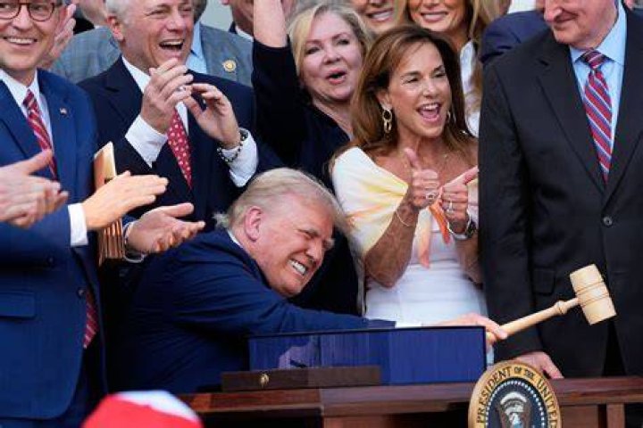 
Who Is Bruce Reinhardt? Wikipedia On Judge Behind Trump’s Raid 