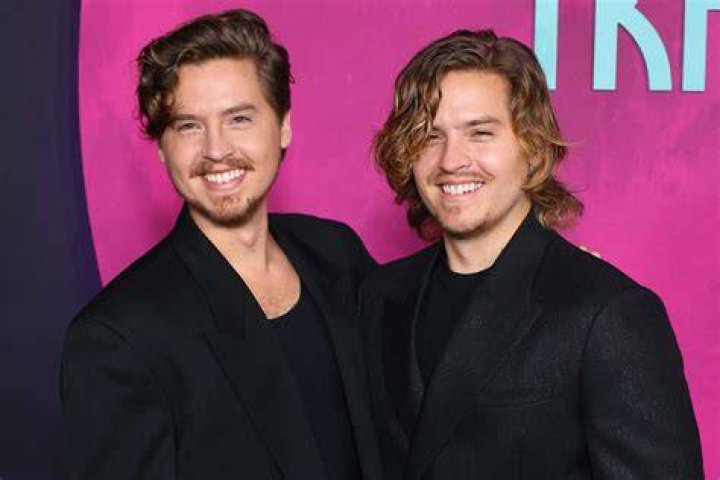 
Who Is Dylan Sprouse Dating? Everything To Know 