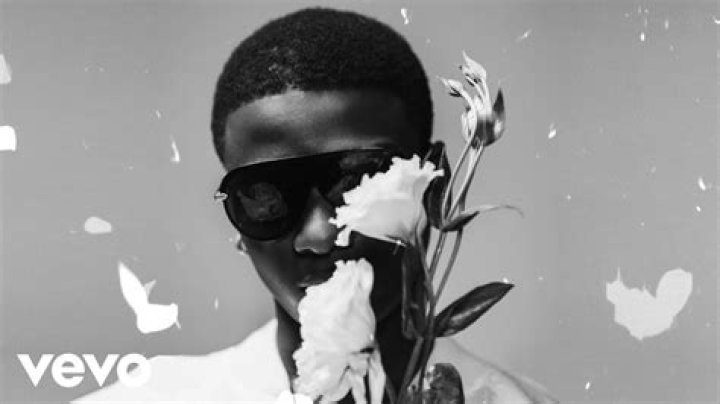 
Wizkid Performs ‘Bad To Me’ For The First Time In France 